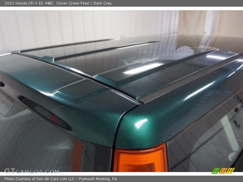 Clover Green Pearl / Dark Gray 2001 Honda CR-V EX 4WD