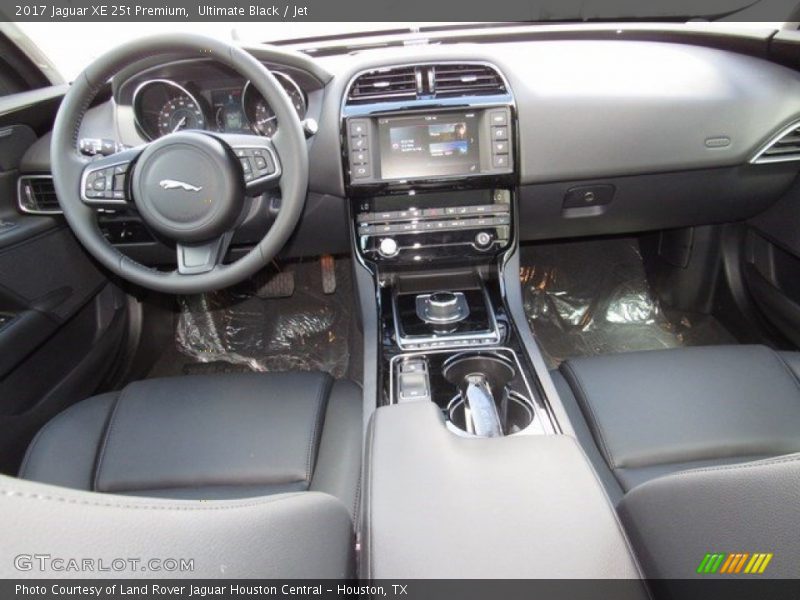 Ultimate Black / Jet 2017 Jaguar XE 25t Premium