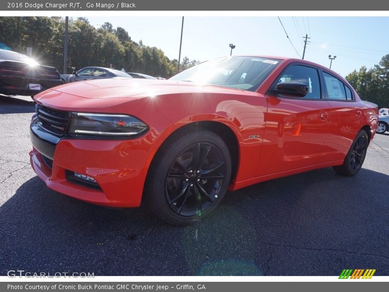 Go Mango / Black 2016 Dodge Charger R/T