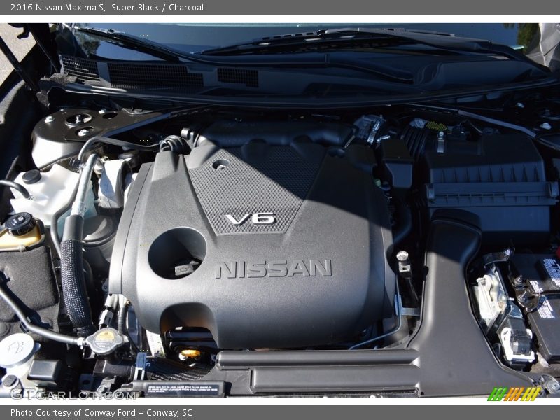 Super Black / Charcoal 2016 Nissan Maxima S