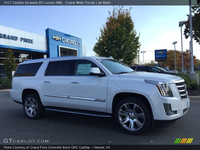 Crystal White Tricoat / Jet Black 2017 Cadillac Escalade ESV Luxury 4WD
