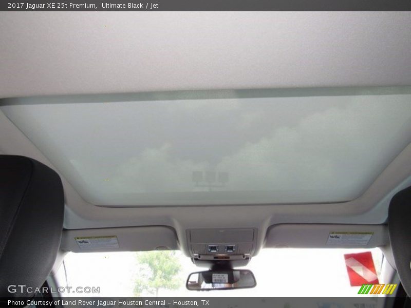 Ultimate Black / Jet 2017 Jaguar XE 25t Premium