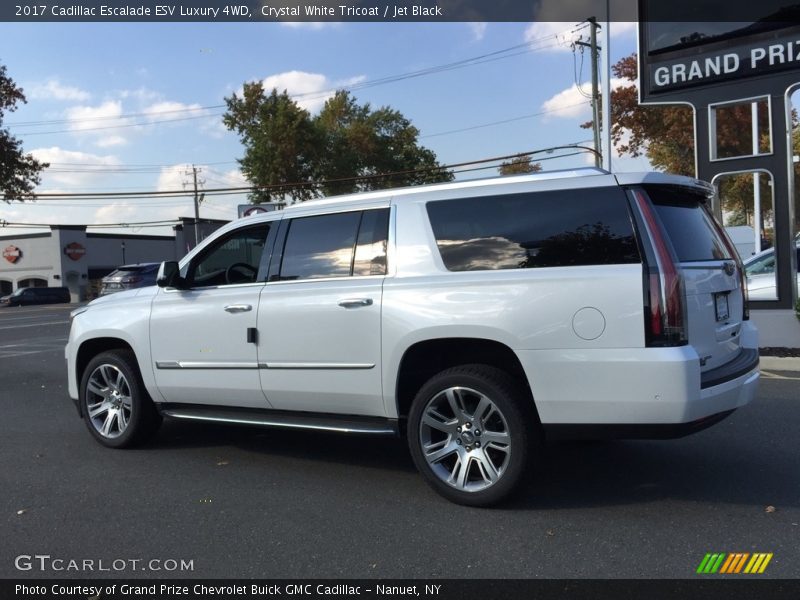 Crystal White Tricoat / Jet Black 2017 Cadillac Escalade ESV Luxury 4WD