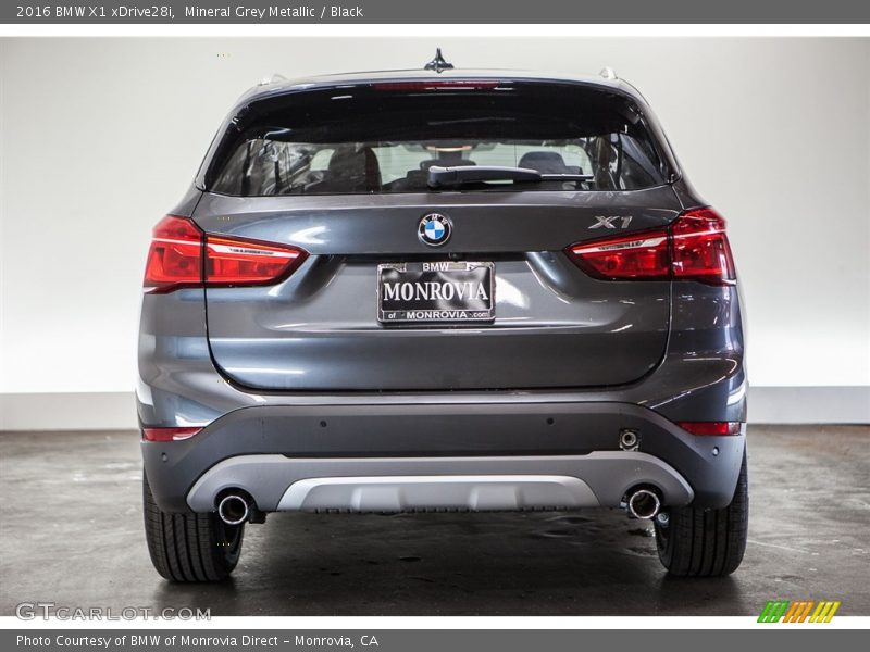 Mineral Grey Metallic / Black 2016 BMW X1 xDrive28i