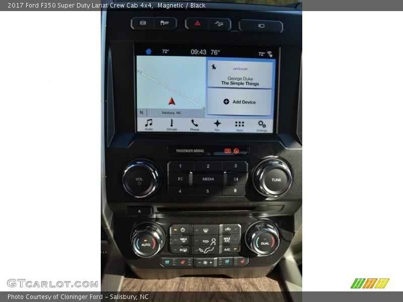 Controls of 2017 F350 Super Duty Lariat Crew Cab 4x4