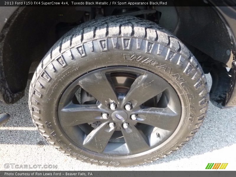 Tuxedo Black Metallic / FX Sport Appearance Black/Red 2013 Ford F150 FX4 SuperCrew 4x4