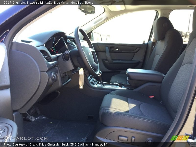 Blue Velvet Metallic / Ebony 2017 Chevrolet Traverse LT AWD