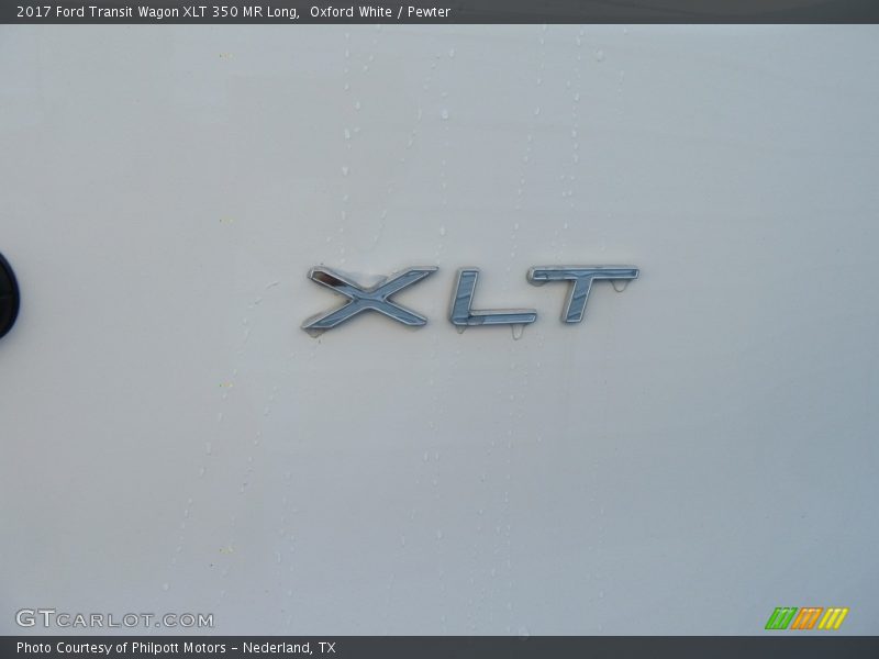 Oxford White / Pewter 2017 Ford Transit Wagon XLT 350 MR Long