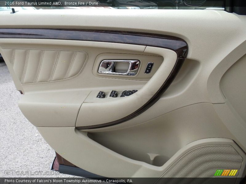 Door Panel of 2016 Taurus Limited AWD
