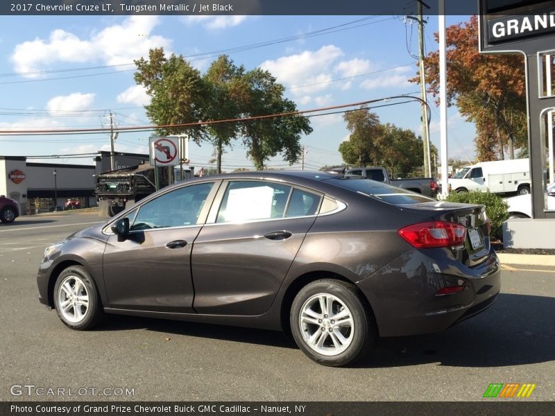 Tungsten Metallic / Jet Black 2017 Chevrolet Cruze LT