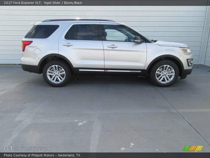 Ingot Silver / Ebony Black 2017 Ford Explorer XLT