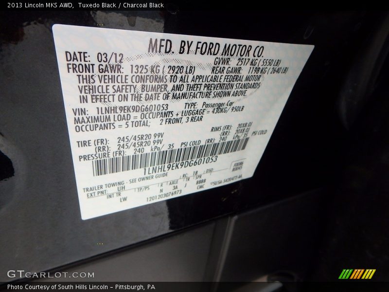 Tuxedo Black / Charcoal Black 2013 Lincoln MKS AWD
