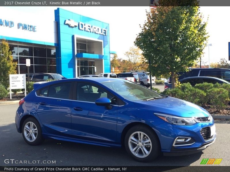 Kinetic Blue Metallic / Jet Black 2017 Chevrolet Cruze LT