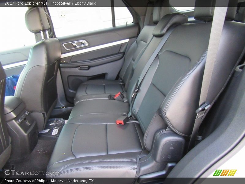 Ingot Silver / Ebony Black 2017 Ford Explorer XLT
