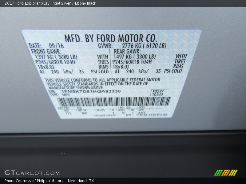 Ingot Silver / Ebony Black 2017 Ford Explorer XLT