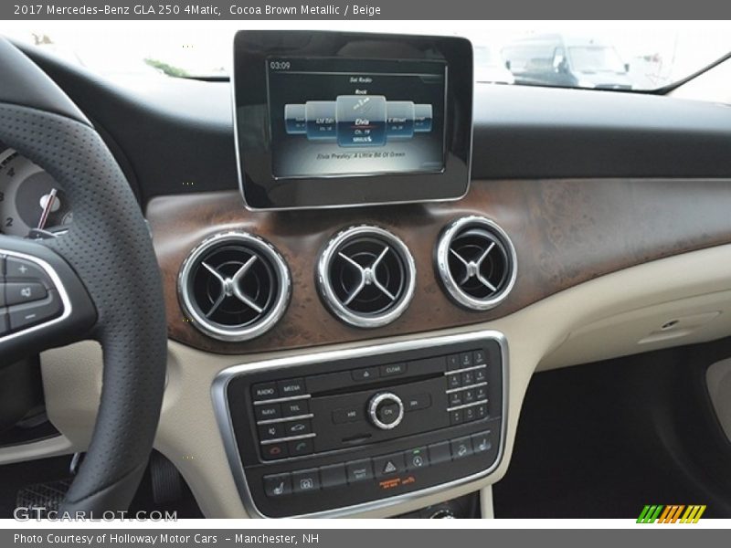 Cocoa Brown Metallic / Beige 2017 Mercedes-Benz GLA 250 4Matic