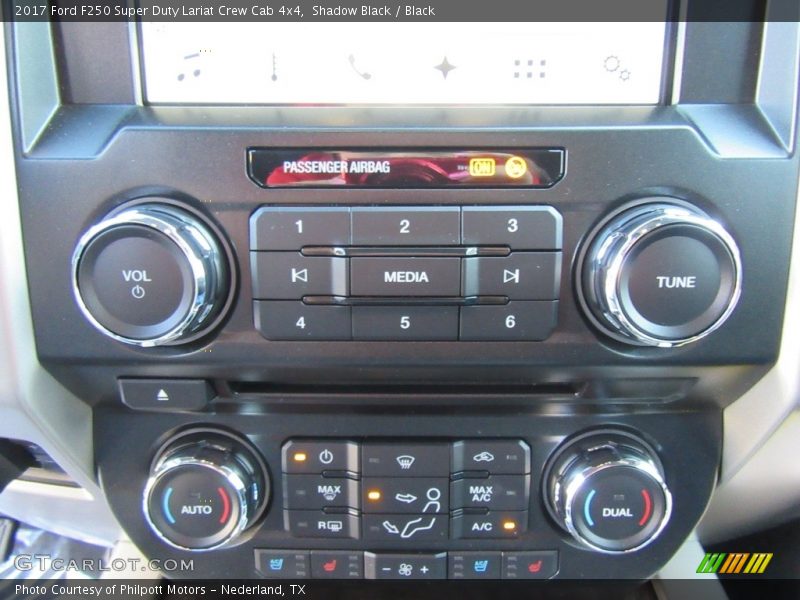 Shadow Black / Black 2017 Ford F250 Super Duty Lariat Crew Cab 4x4