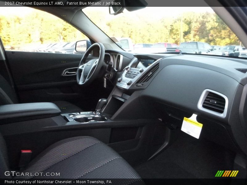 Patriot Blue Metallic / Jet Black 2017 Chevrolet Equinox LT AWD