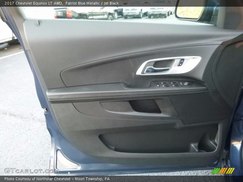 Patriot Blue Metallic / Jet Black 2017 Chevrolet Equinox LT AWD