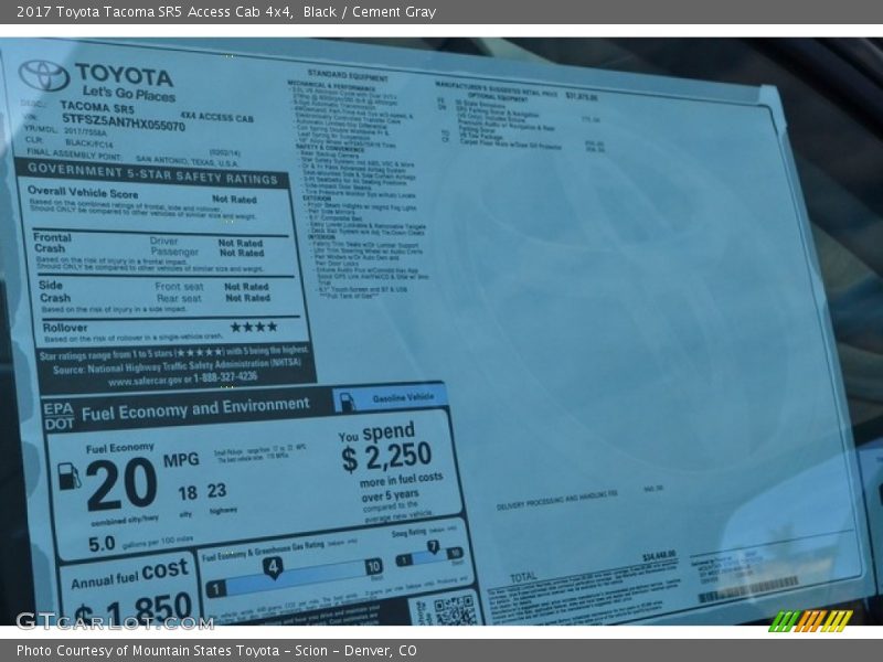 Black / Cement Gray 2017 Toyota Tacoma SR5 Access Cab 4x4