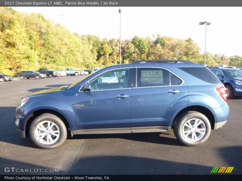 Patriot Blue Metallic / Jet Black 2017 Chevrolet Equinox LT AWD