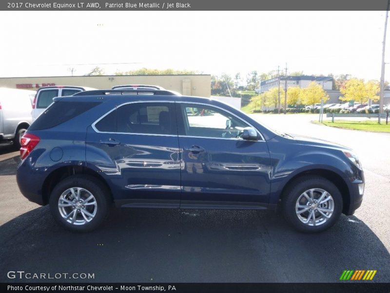 Patriot Blue Metallic / Jet Black 2017 Chevrolet Equinox LT AWD