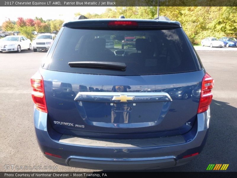Patriot Blue Metallic / Jet Black 2017 Chevrolet Equinox LT AWD