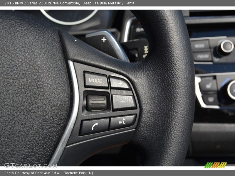 Controls of 2016 2 Series 228i xDrive Convertible