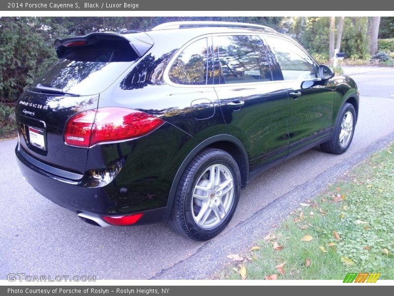 Black / Luxor Beige 2014 Porsche Cayenne S