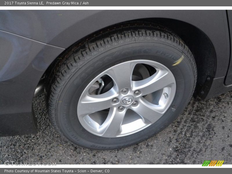 Predawn Gray Mica / Ash 2017 Toyota Sienna LE