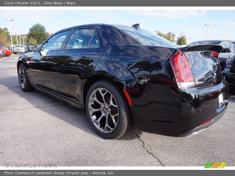 Gloss Black / Black 2016 Chrysler 300 S
