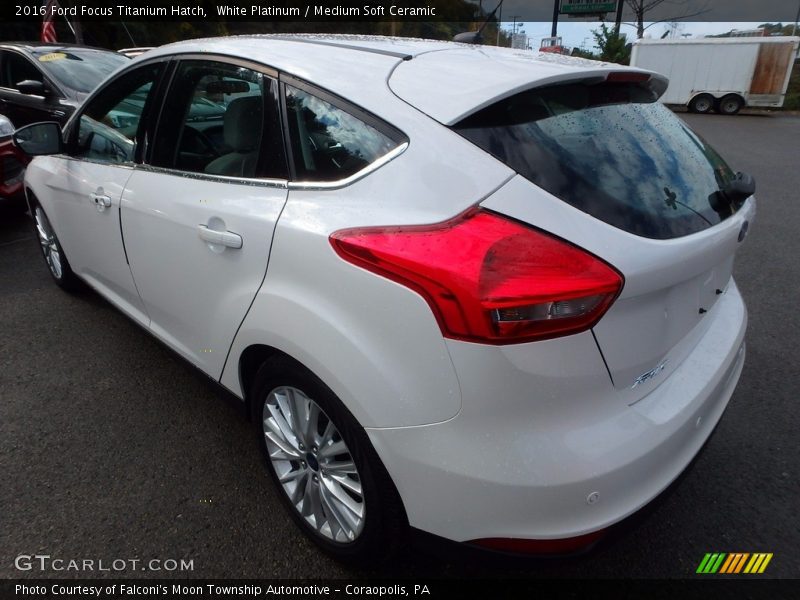 White Platinum / Medium Soft Ceramic 2016 Ford Focus Titanium Hatch