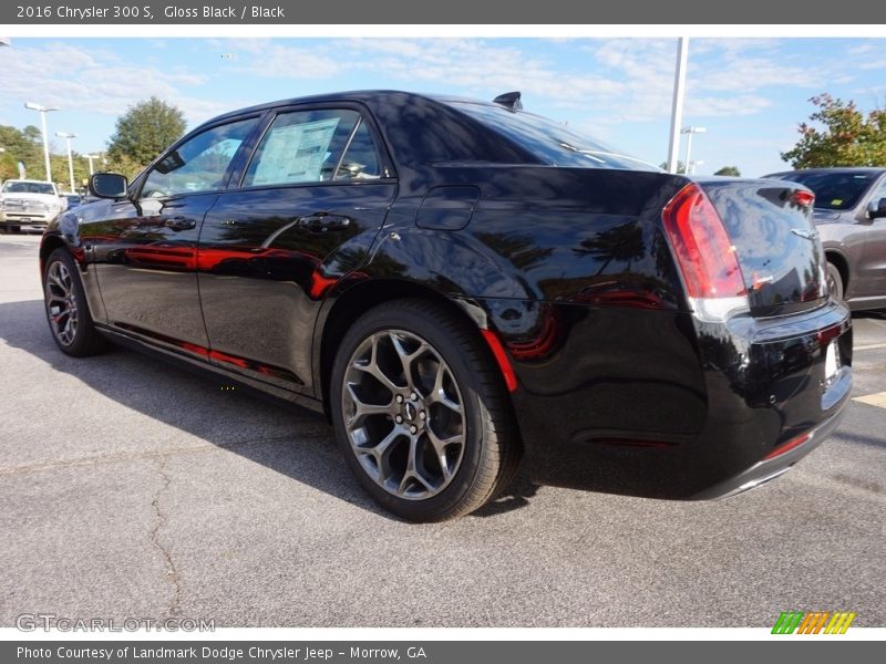 Gloss Black / Black 2016 Chrysler 300 S