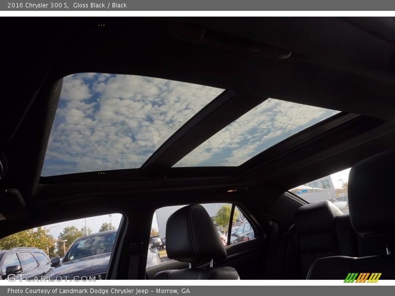 Gloss Black / Black 2016 Chrysler 300 S