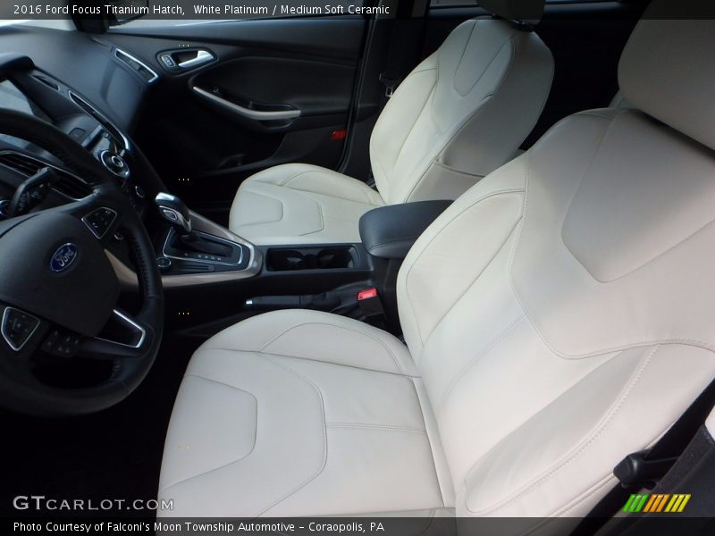 White Platinum / Medium Soft Ceramic 2016 Ford Focus Titanium Hatch