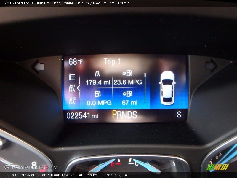 White Platinum / Medium Soft Ceramic 2016 Ford Focus Titanium Hatch