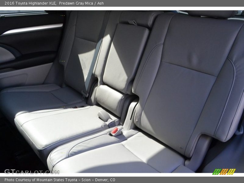 Predawn Gray Mica / Ash 2016 Toyota Highlander XLE