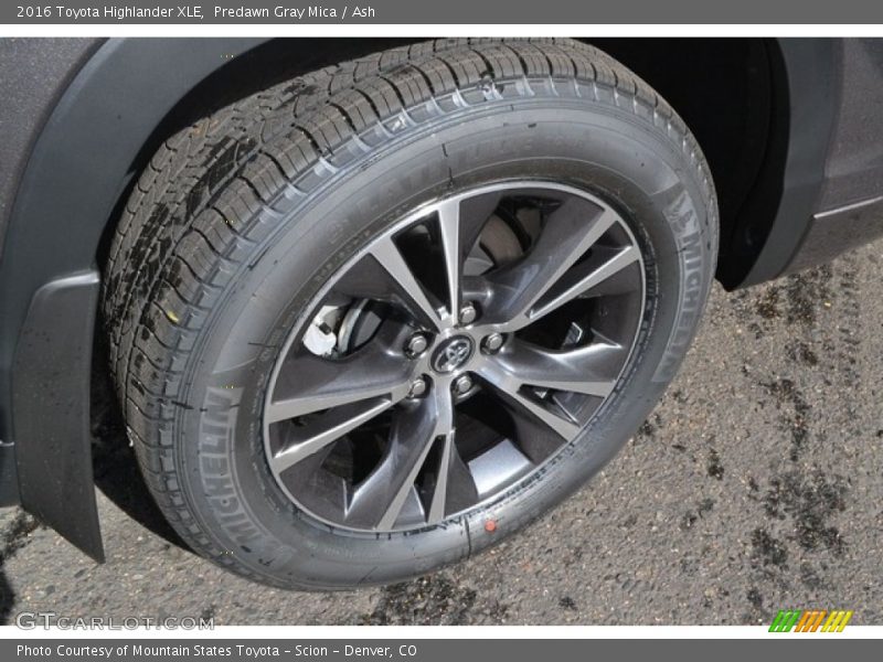 Predawn Gray Mica / Ash 2016 Toyota Highlander XLE