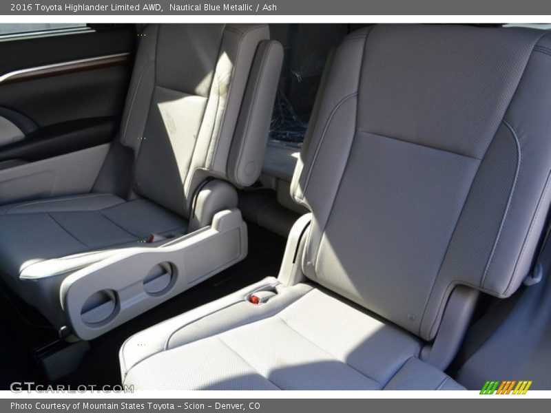 Nautical Blue Metallic / Ash 2016 Toyota Highlander Limited AWD