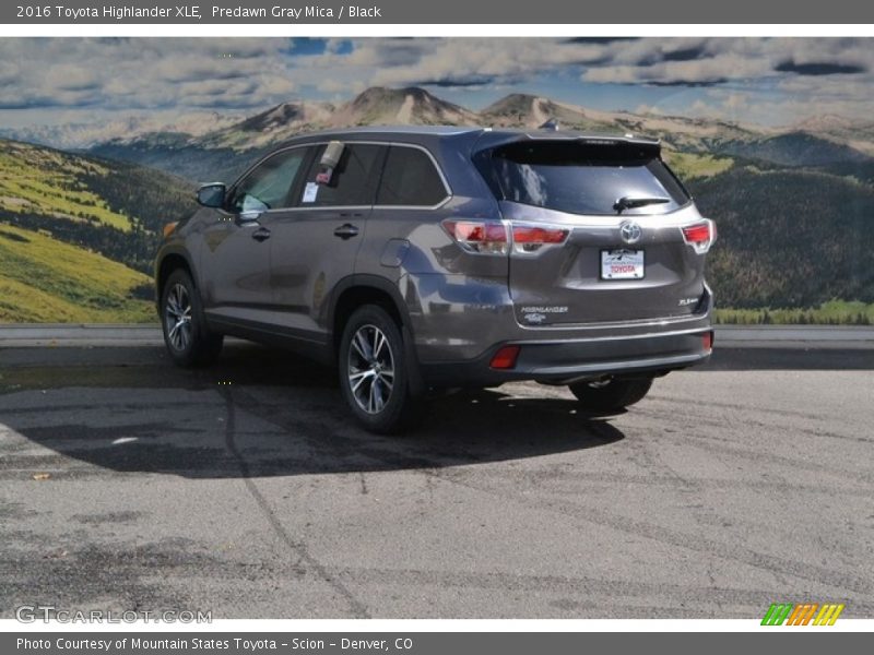 Predawn Gray Mica / Black 2016 Toyota Highlander XLE