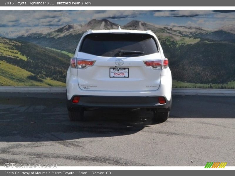 Blizzard Pearl / Ash 2016 Toyota Highlander XLE