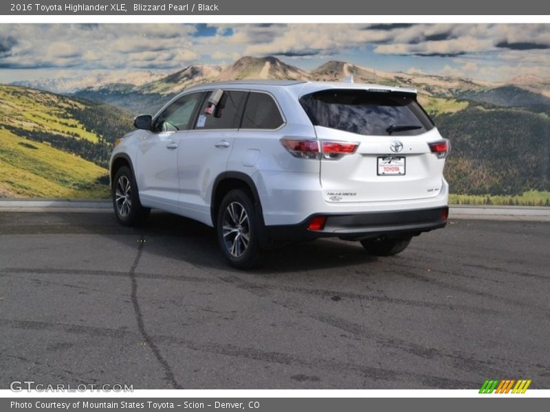 Blizzard Pearl / Black 2016 Toyota Highlander XLE
