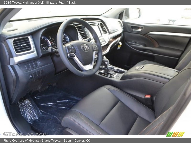 Blizzard Pearl / Black 2016 Toyota Highlander XLE