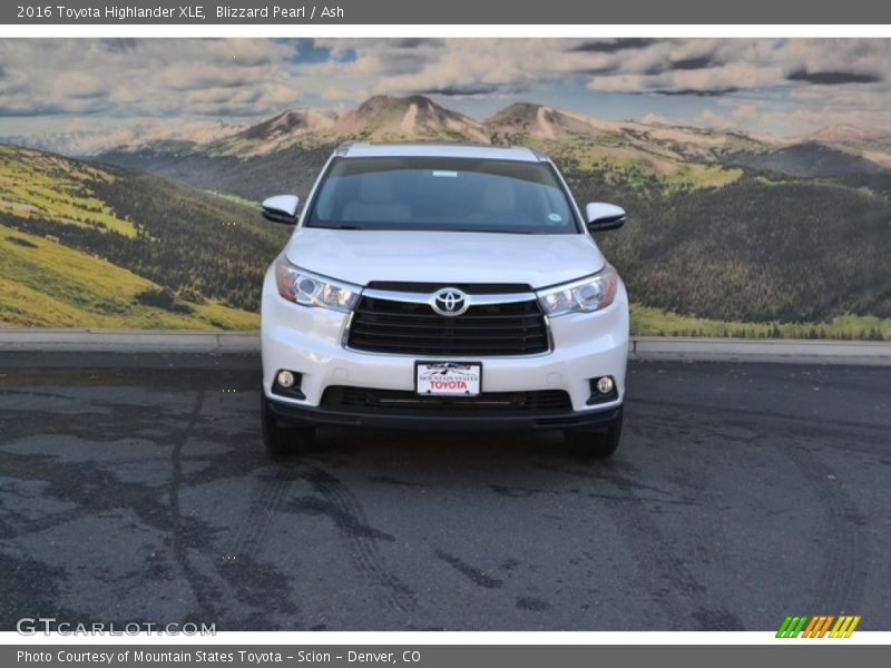 Blizzard Pearl / Ash 2016 Toyota Highlander XLE