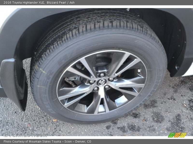 Blizzard Pearl / Ash 2016 Toyota Highlander XLE
