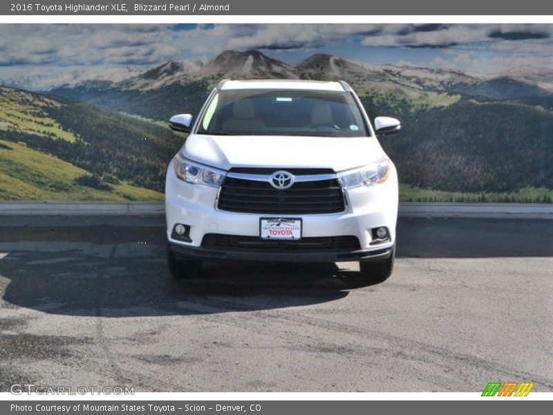 Blizzard Pearl / Almond 2016 Toyota Highlander XLE