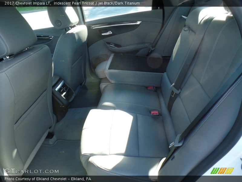 Iridescent Pearl Tricoat / Jet Black/Dark Titanium 2017 Chevrolet Impala LT
