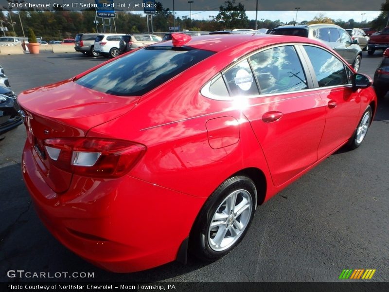 Red Hot / Jet Black 2016 Chevrolet Cruze LT Sedan
