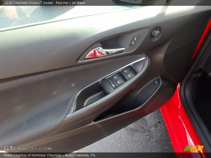 Red Hot / Jet Black 2016 Chevrolet Cruze LT Sedan