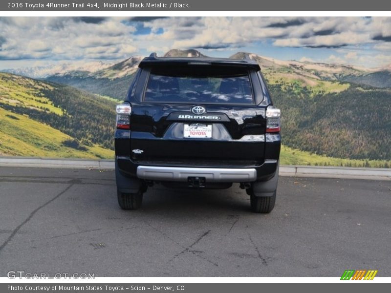 Midnight Black Metallic / Black 2016 Toyota 4Runner Trail 4x4